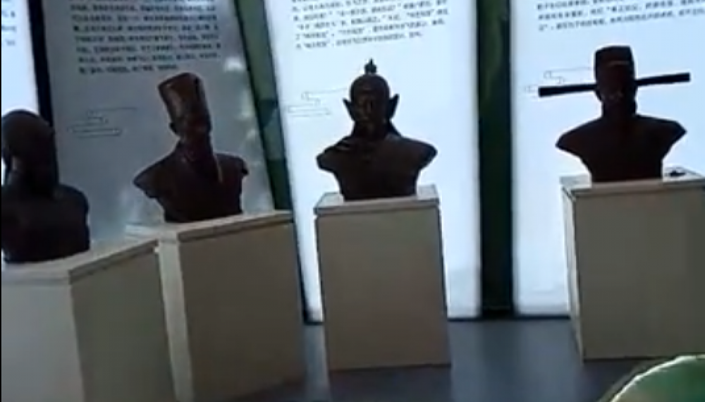 公交候車亭廣告動感燈箱哪個合適？