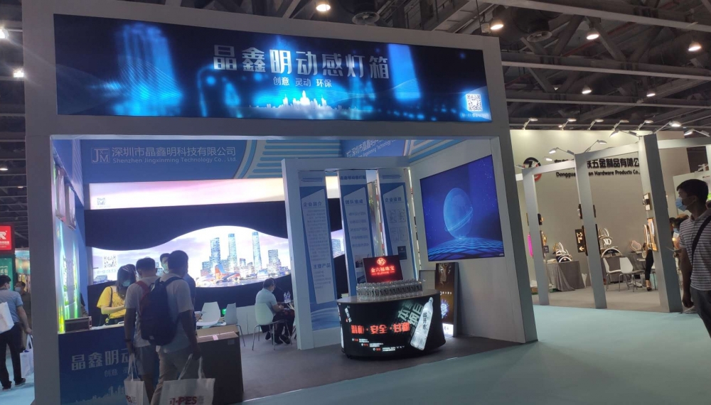 為什么廣告動感燈箱用的都是亞克力板？