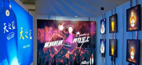 動態燈箱各構成部分分別使用的材質是什么？